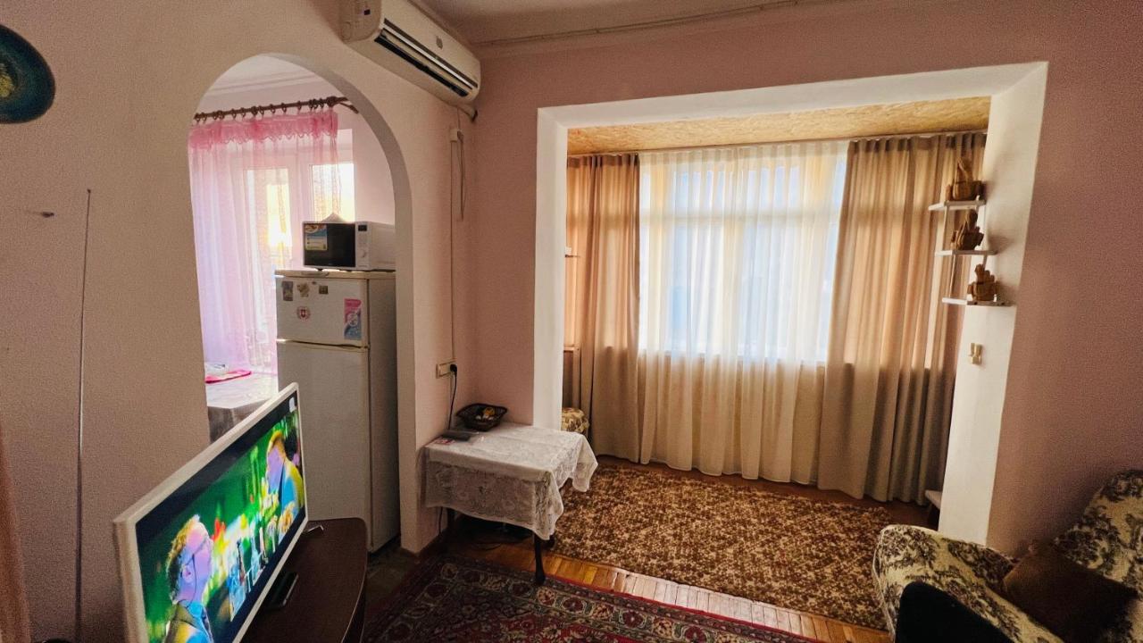 Ferienwohnung Flat Near The Sea Gagra Exterior foto